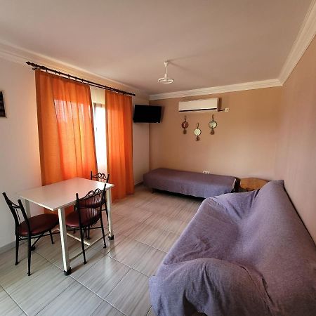 סוקהום Apsa Butik Hotel מראה חיצוני תמונה
