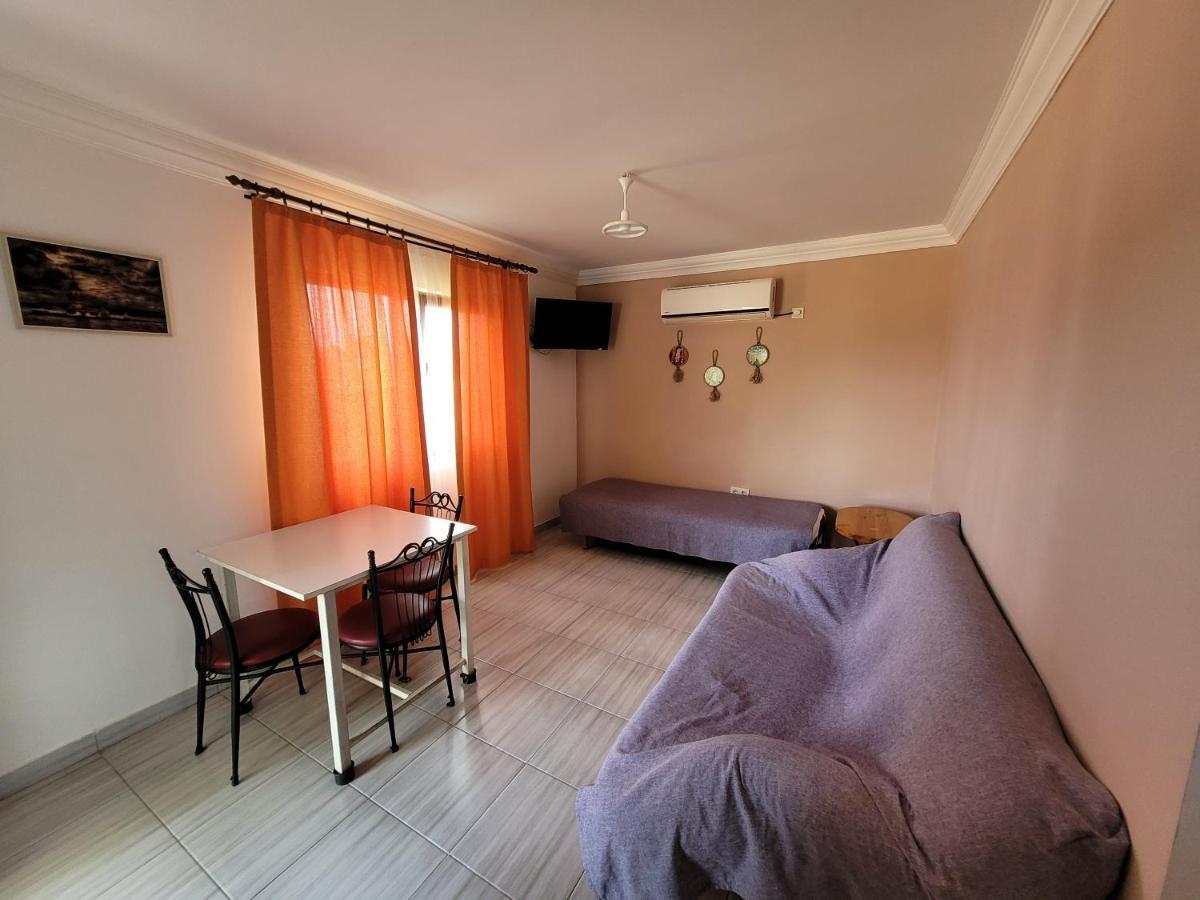 סוקהום Apsa Butik Hotel מראה חיצוני תמונה